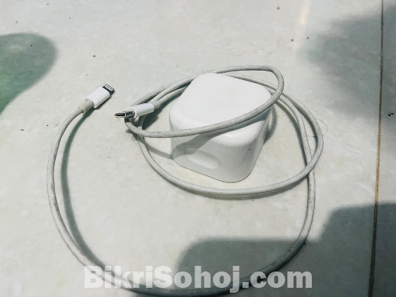 Apple adapter